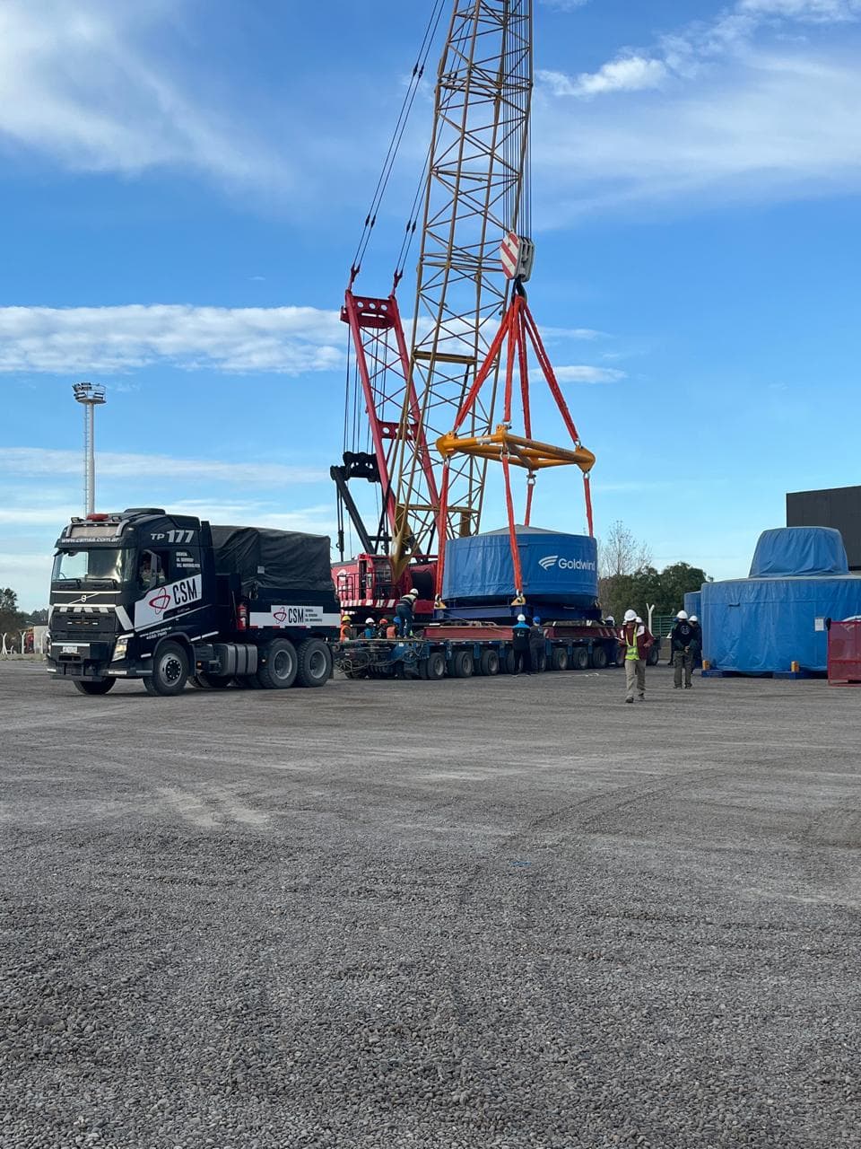 Operativo de importación de molinos eólicos